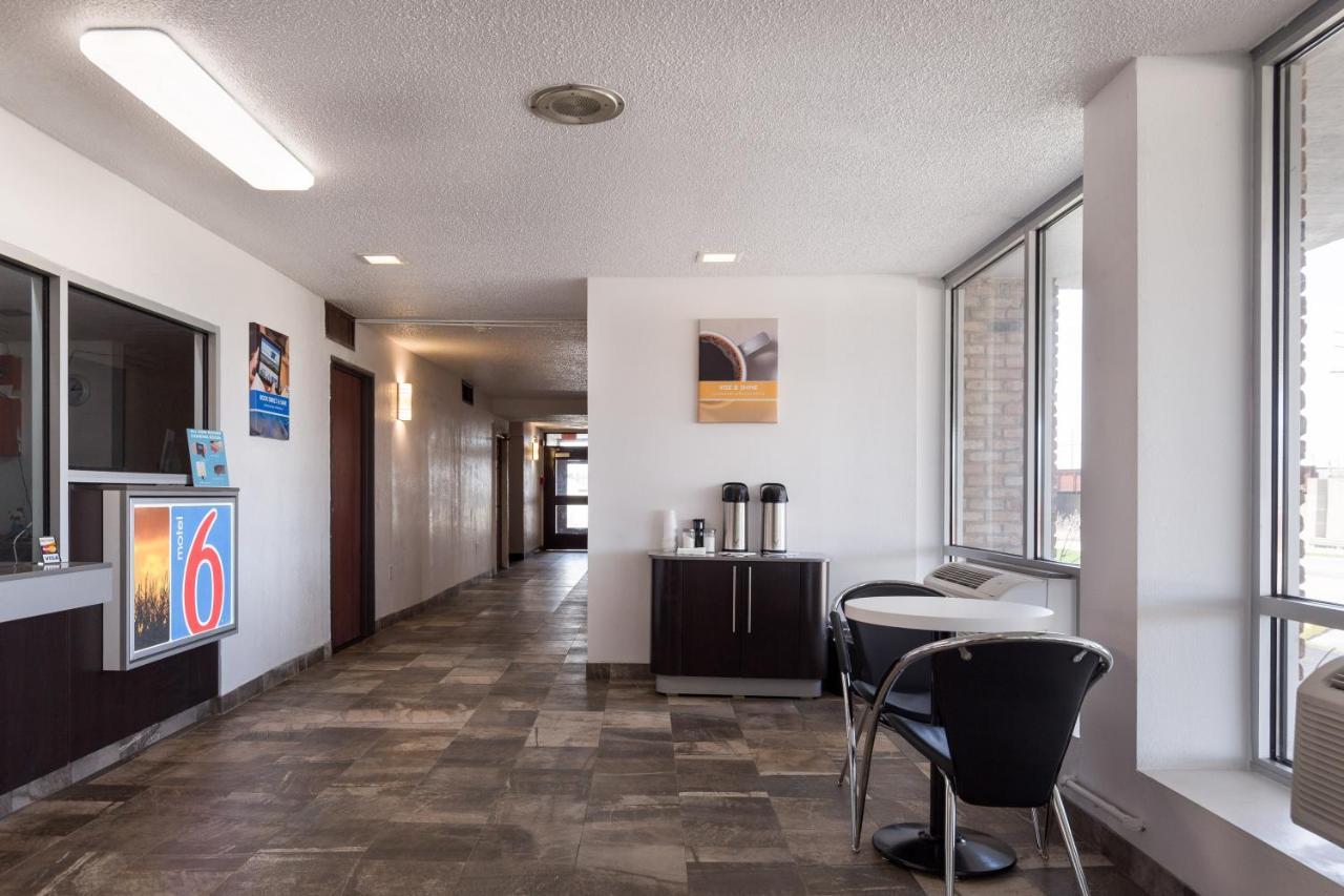 Motel 6-Lincoln, Il ภายนอก รูปภาพ