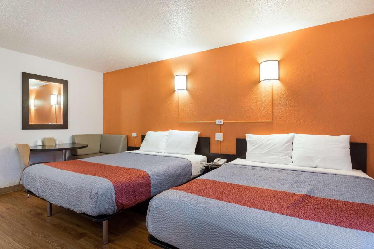 Motel 6-Lincoln, Il ภายนอก รูปภาพ
