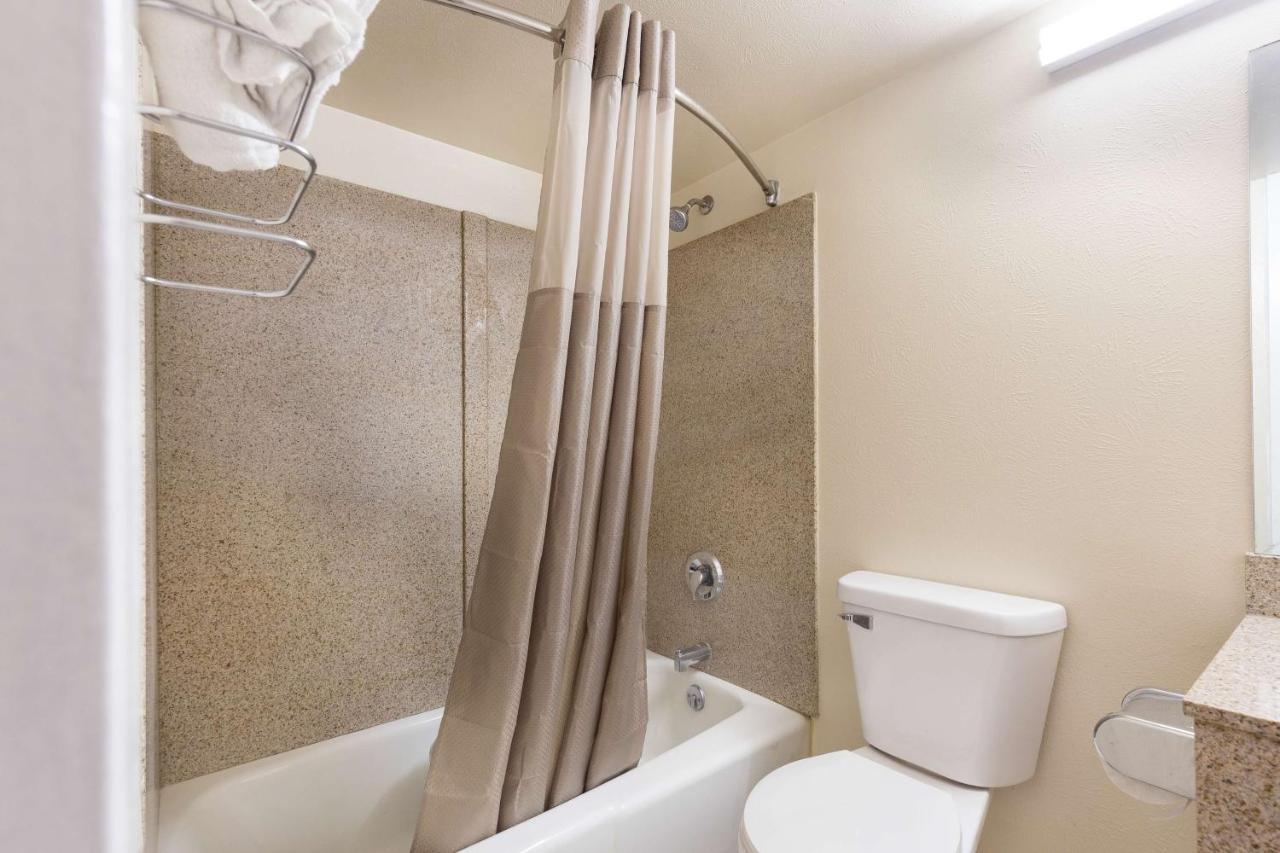 Motel 6-Lincoln, Il ภายนอก รูปภาพ